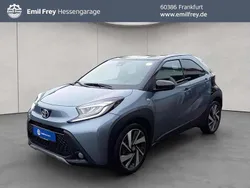 Blau Gebraucht 2024 Toyota Aygo X-plore Kleinwagen | 16.950 € (Guter Preis)