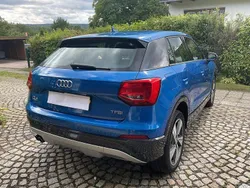 Blau Gebraucht 2016 Audi Q2 Design SUV | 16.000 € (Guter Preis)