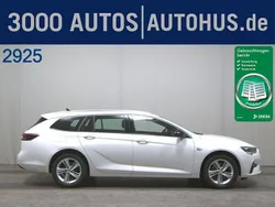 Weiss Gebraucht 2022 Opel Insignia Elegance Kombi | 13.780 € (Superpreis)