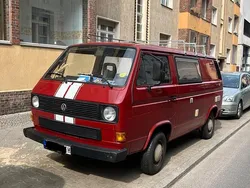 Rot Gebraucht 1986 VW T3 Van | 7.900 €