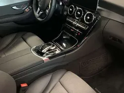 Weiß Gebraucht 2019 Mercedes C300e Avantgarde Kombi | 36.000 € (Teuer)