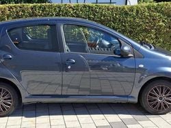 Grau Gebraucht 2009 Toyota Aygo Kleinwagen | 2.500 € (Guter Preis)