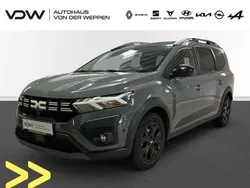 Städtisches grau Gebraucht 2023 Dacia Jogger Extreme Van / Kleinbus | 19.990 € (Fairer Preis)