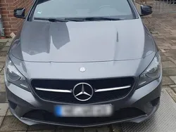 Grau Gebraucht 2013 Mercedes CLA180 Limousine | 11.900 € (Fairer Preis)