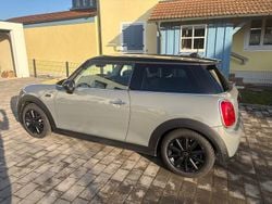Grau Gebraucht 2017 Mini Cooper Kleinwagen | 12.050 € (Guter Preis)