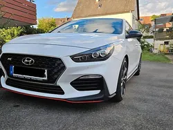 Weiß Gebraucht 2019 Hyundai i30 N Performance Limousine | 24.300 € (Fairer Preis)