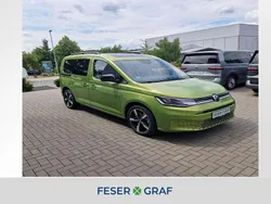 Golden green metallic Gebraucht 2024 VW Caddy Life Van / Kleinbus | 43.980 € (Teuer)