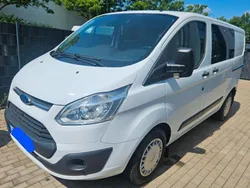 Weiß Gebraucht 2018 Ford Tourneo Custom Van / Kleinbus | 13.000 € (Fairer Preis)