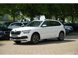 Weiß Gebraucht 2020 Skoda Kamiq Ambition SUV | 20.890 € (Fairer Preis)