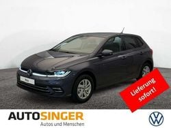 Deep black perleffekt Gebraucht 2024 VW Polo Style Kleinwagen | 21.730 € (Fairer Preis)