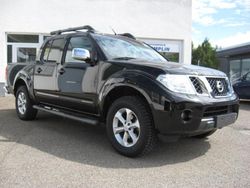 Schwarz Gebraucht 2013 Nissan Navara Platinum Abholung | 18.500 € (Teuer)