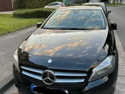 Schwarz Gebraucht 2015 Mercedes A180 Limousine | 10.490 € (Guter Preis)