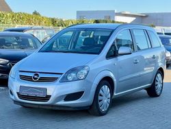 Silber Gebraucht 2012 Opel Zafira Family Van / Kleinbus | 2.950 € (Superpreis)