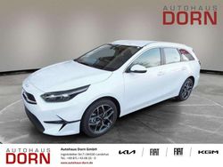 Weiß Neu 2025 Kia Ceed Sportswagon Spirit Kombi | 29.790 € (Teuer)