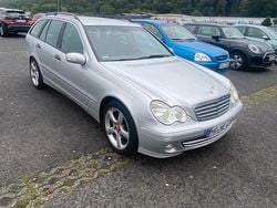 Silber Gebraucht 2004 Mercedes 200 Kombi | 2.190 € (Fairer Preis)