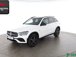 Weiß Gebraucht 2021 Mercedes GLC300e AMG SUV | 37.480 € (Fairer Preis)