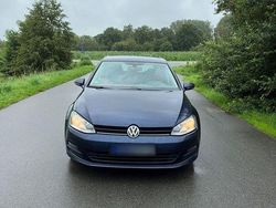 Blau Gebraucht 2014 VW Golf VII Trendline Limousine | 8.700 € (Fairer Preis)