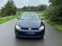 Blau Gebraucht 2014 VW Golf VII Trendline Limousine | 8.900 € (Fairer Preis)