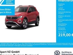 Kings red metallic Gebraucht 2025 VW T-Roc Goal SUV | 32.143 € (Superpreis)