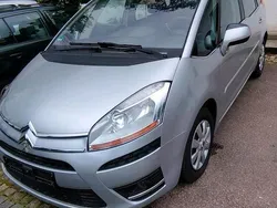 Grau Gebraucht 2010 Citroën C4 Kombi | 3.000 € (Teuer)