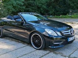 Schwarz Gebraucht 2011 Mercedes E200 AMG Cabrio | 13.990 € (Fairer Preis)