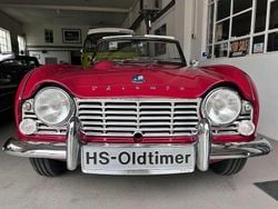 Carmin red 82 Gebraucht 1965 Triumph TR4 Cabrio | 35.500 €