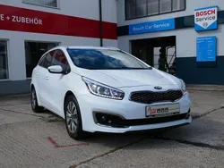 Weiß Gebraucht 2018 Kia Ceed Sportswagon Vision Kombi | 12.490 € (Fairer Preis)
