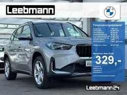 Spacesilber metallic Gebraucht 2024 BMW X1 Shadowline SUV | 39.475 € (Guter Preis)