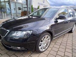 Schwarz Gebraucht 2013 Skoda Superb Elegance Kombi | 8.990 € (Teuer)