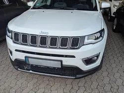 Weiß Gebraucht 2021 Jeep Compass Limited SUV | 22.300 € (Fairer Preis)