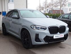 Grau Gebraucht 2022 BMW X4 M Sport SUV | 43.950 € (Teuer)