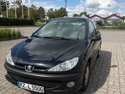 Schwarz Gebraucht 2002 Peugeot 206 Kleinwagen | 1.290 € (Fairer Preis)