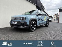 Kumulusblau, dach schwarz Gebraucht 2025 Renault 4 E-Tech Komfort SUV | 34.290 € (Fairer Preis)
