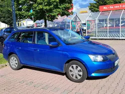 Blau Gebraucht 2018 Skoda Fabia Kombi | 12.000 €