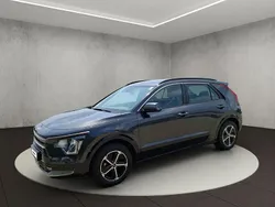 Interstellargrau Gebraucht 2024 Kia Niro Vision SUV | 26.980 € (Superpreis)