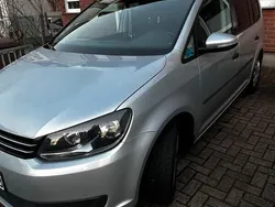 Silber Gebraucht 2012 VW Touran Van / Kleinbus | 6.100 € (Fairer Preis)