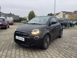 Schwarz Gebraucht 2022 Fiat 500e Icon Limousine | 17.996 € (Guter Preis)