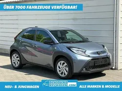 Celestite grey metallic Neu 2024 Toyota Aygo Active Kleinwagen | 18.390 €