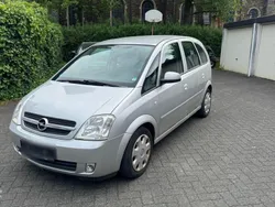 Silber Gebraucht 2006 Opel Meriva Van / Kleinbus | 1.350 € (Fairer Preis)