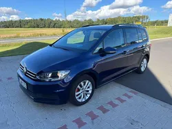 Blau Gebraucht 2019 VW Touran Comfortline Van / Kleinbus | 16.000 € (Teuer)