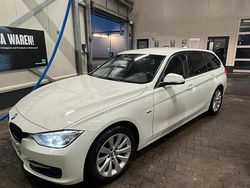 Weiß Gebraucht 2015 BMW 318 Sport Line Kombi | 8.500 € (Superpreis)