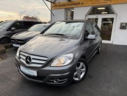 Grau Gebraucht 2008 Mercedes B150 Van / Kleinbus | 4.990 € (Guter Preis)
