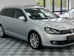 Silber Gebraucht 2010 VW Golf VI Highline Kombi | 8.555 € (Etwas zu teuer)