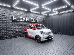 Weiß Gebraucht 2016 Smart ForTwo Cabrio Cabrio | 15.990 € (Fairer Preis)