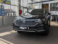 Schwarz Gebraucht 2018 VW Touareg SUV | 33.200 € (Fairer Preis)
