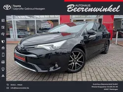 Schwarz Gebraucht 2018 Toyota Avensis Team Kombi | 15.890 € (Fairer Preis)