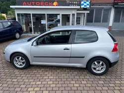 Silber Gebraucht 2005 VW Golf V Trendline Limousine | 4.800 € (Teuer)