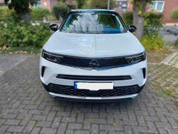 Weiß Gebraucht 2021 Opel Mokka-e Elegance SUV | 16.300 € (Etwas zu teuer)