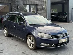 Blau Gebraucht 2011 VW Passat Highline Kombi | 9.990 € (Teuer)