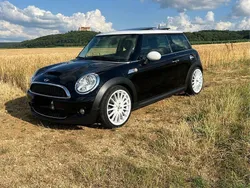 Schwarz Gebraucht 2009 Mini Cooper S Kleinwagen | 8.400 € (Etwas zu teuer)